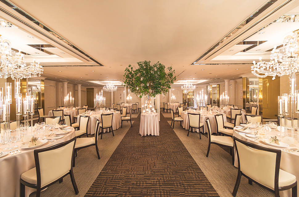 ウエディングの披露宴会場マーガレット風景