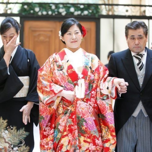 和装人前式で折鶴シャワー♪お子様も一緒で幸せいっぱい！